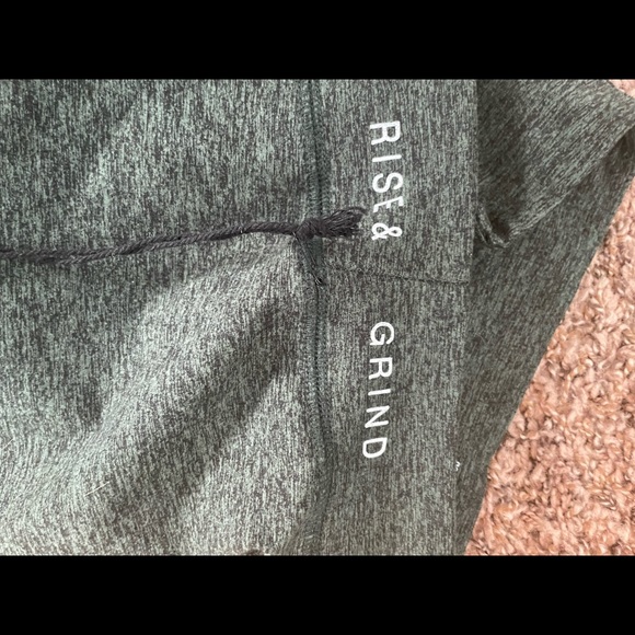 Good Hyouman Rise & Grind Leggings - Picture 2 of 5